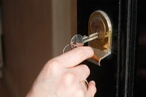 Security Locksmith Services Denver, CO 303-729-3951 - 7-Door-Unlock